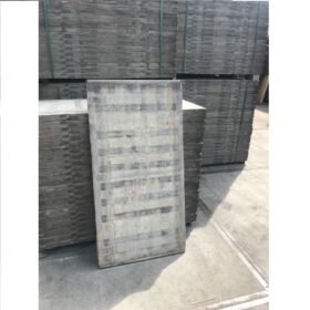 Lariks / Grenen steenschotten