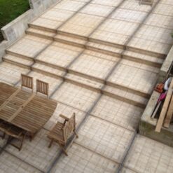 Hardhouten steenschotten